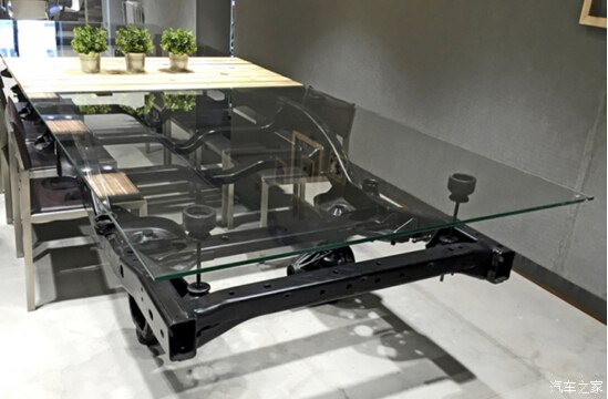 帶你走進這家傳說中的最酷炫的Jeep展廳領略一番(圖5) 帶你走進這家傳說中的最酷炫的Jeep展廳領略一番(圖5)