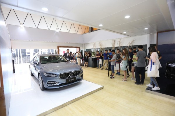 沃爾沃“90系”亮相北京三里屯橙色展廳(圖2) 沃爾沃“90系”亮相北京三里屯橙色展廳(圖2)