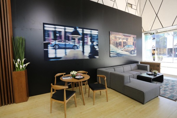 沃爾沃“90系”亮相北京三里屯橙色展廳(圖6) 沃爾沃“90系”亮相北京三里屯橙色展廳(圖6)