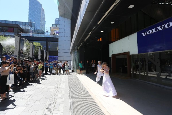 沃爾沃“90系”亮相北京三里屯橙色展廳(圖1) 沃爾沃“90系”亮相北京三里屯橙色展廳(圖1)