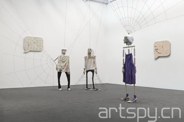 3.jpg 群展“鏡像細胞”日前在紐約惠特尼美國藝術博物館(圖3)