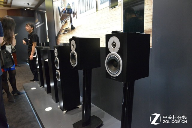 全系音箱產(chǎn)品亮相 丹拿展廳觀者如潮