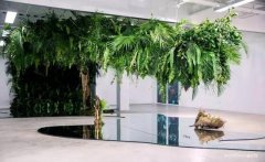 空間花藝藝術(shù)展開幕 呈現(xiàn)花與畫的跨界合作